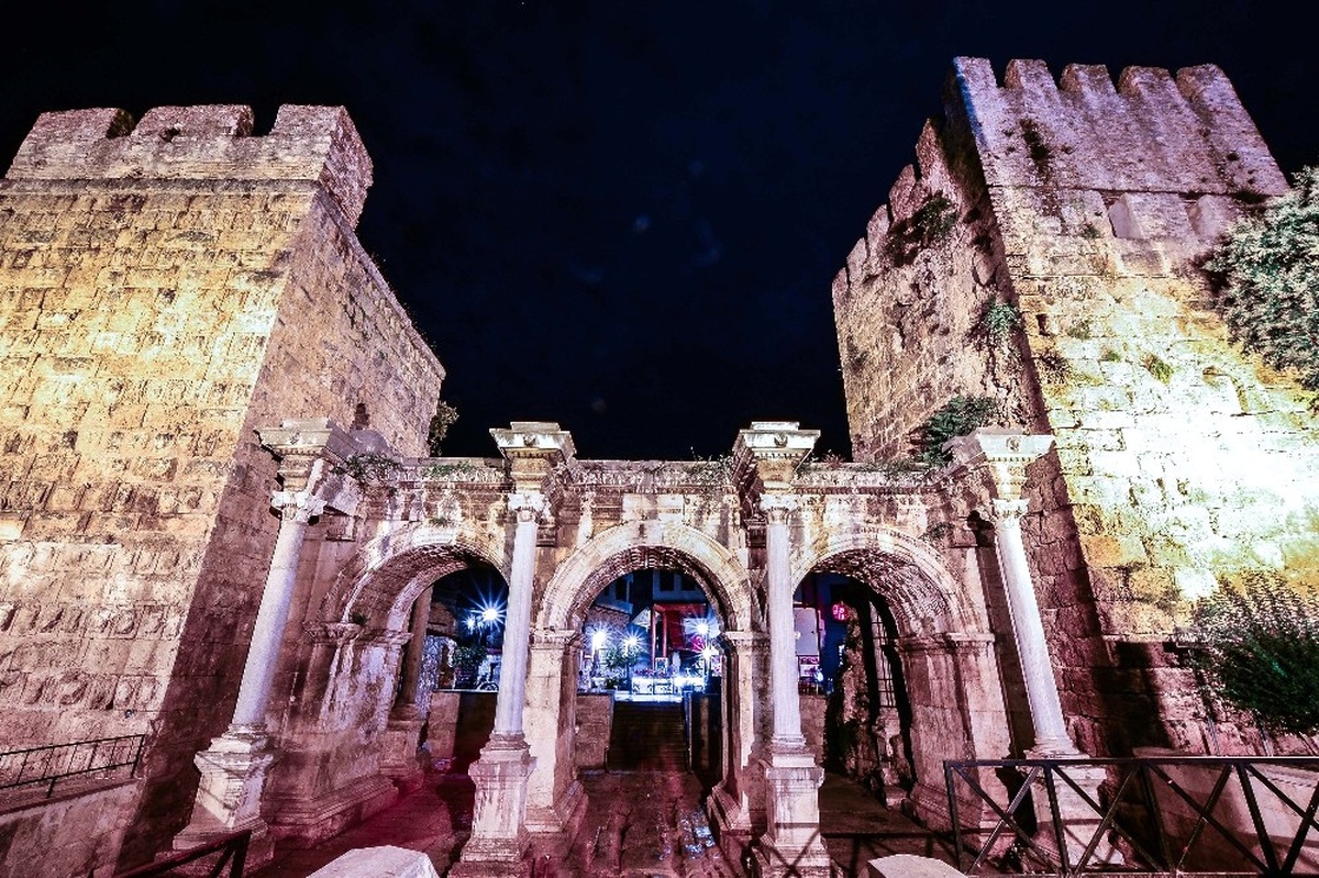 Kaleiçi\'nde Festival Heyecanı Başlıyor