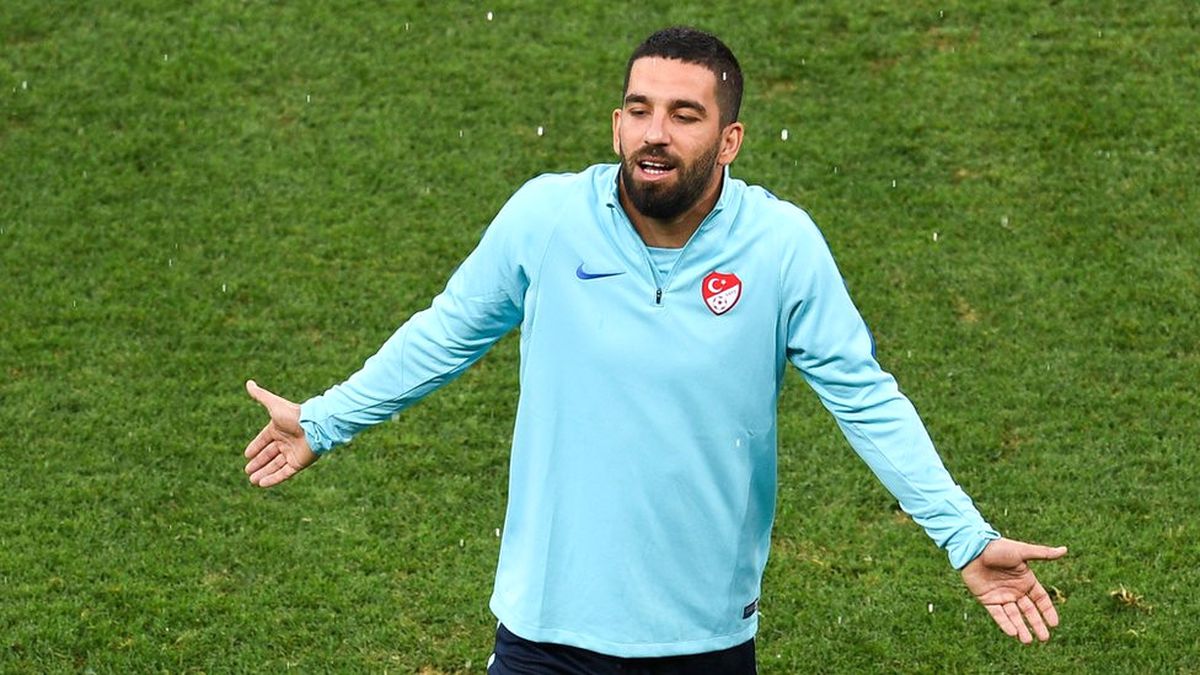 Arda Turan Milli Takım Kadrosundan Çıkarıldı, Kamptan Gönderildi