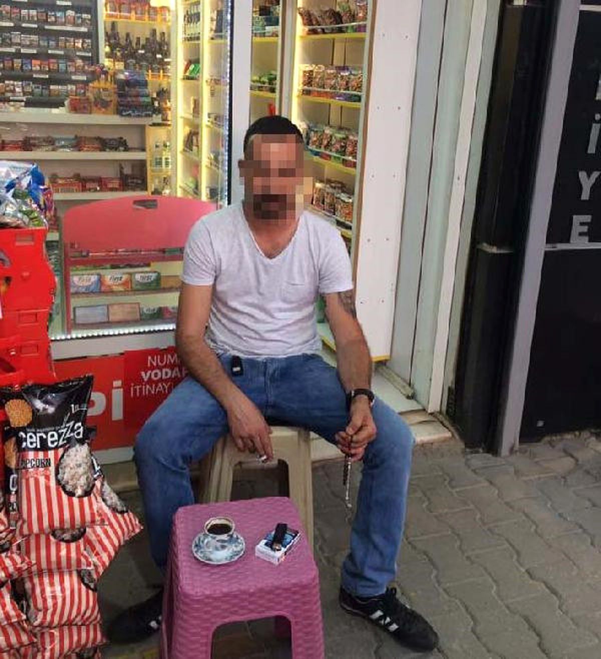 Marketçi Silahlı Saldırıda Yaralandı (2)
