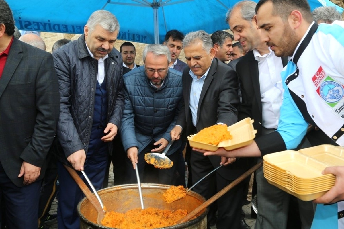 Melikgazi Belediyesi \'Evliyalar Günü\' İçin Kutlama Programı Düzenleyecek
