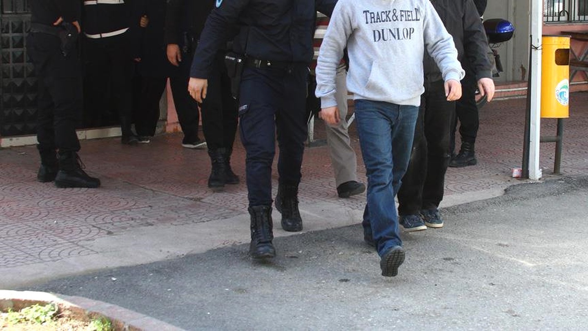 Mersin\'de Uyuşturucu Çetesine Büyük Operasyon
