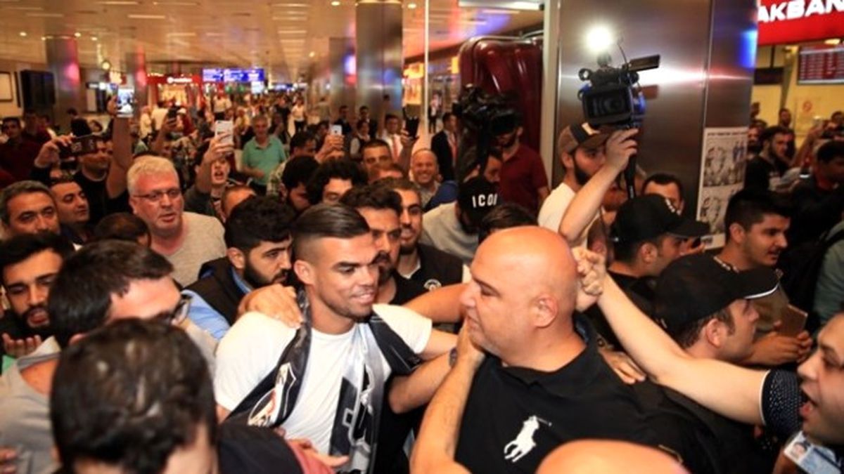 Pepe İstanbul\'a Geldi