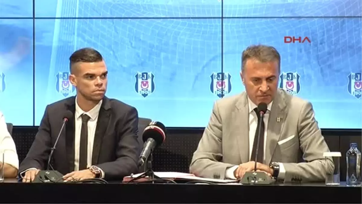 Pepe Resmen Beşiktaş\'ta 2