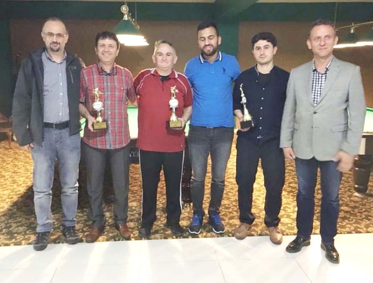 Tavşanlı\'da Bilardo Turnuvası
