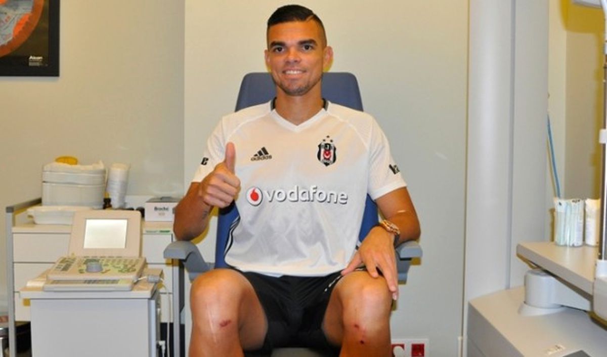 Türkiye\'ye Gelen En Kariyerli Stoper: Pepe