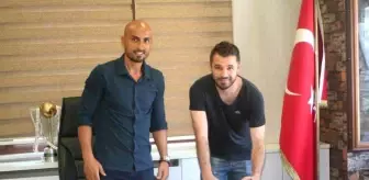 Tuzlaspor Osman Fırat'ı Transfer Etti