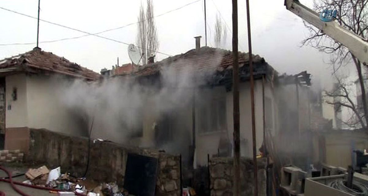 Ümraniye\'de Yangın