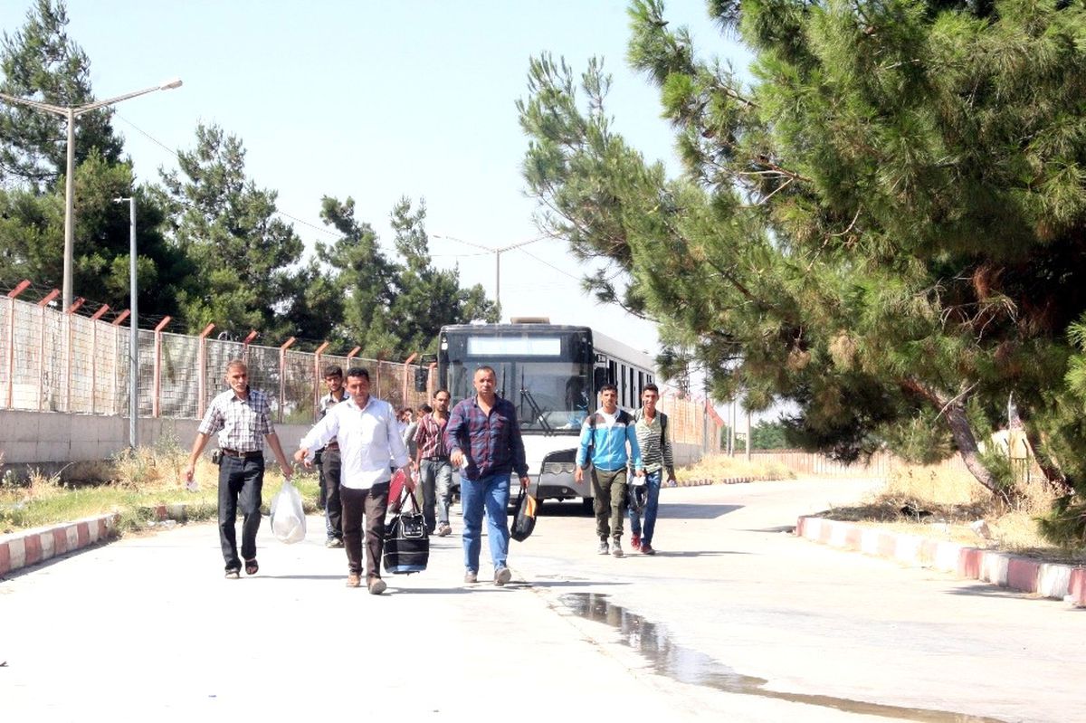 32 Bin Suriyeli Türkiye\'ye Döndü