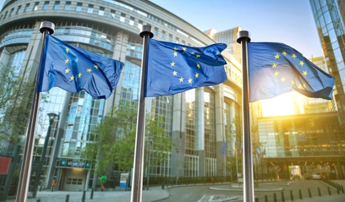 AB ve Jeopoltik Risklerle Euro ve Dolarda Tırmanış Sürüyor