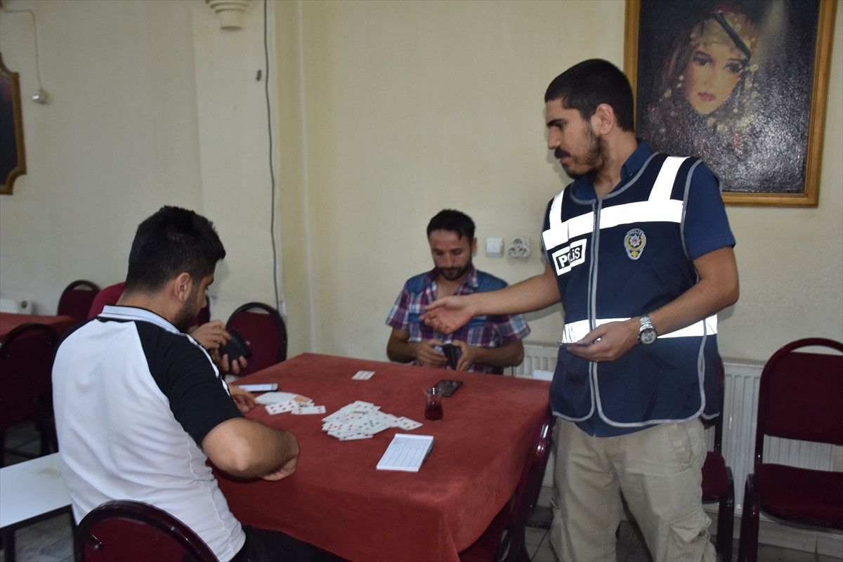 Adıyaman\'da Polisten "Huzur" Operasyonu