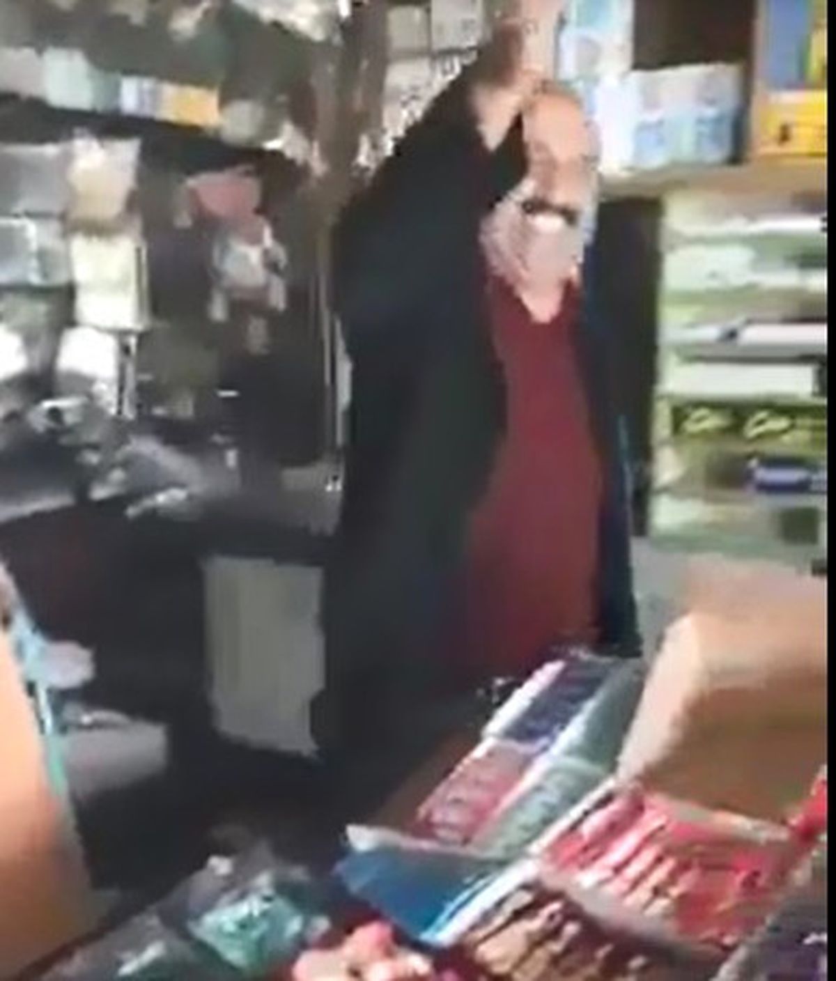 Ağrı\'da Bir Esnafın Gülme Krizi