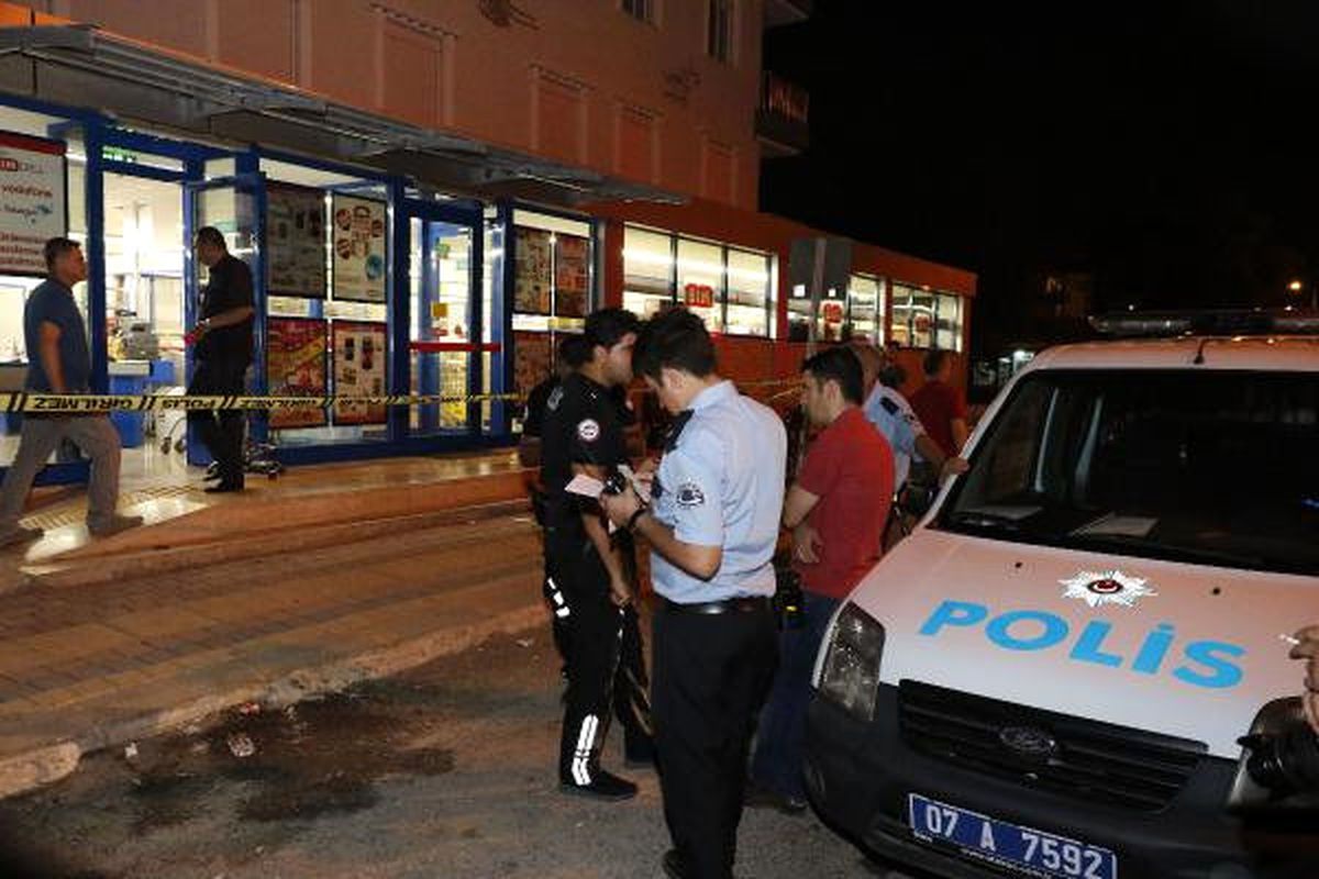Antalya\'da Silahlı Soygun