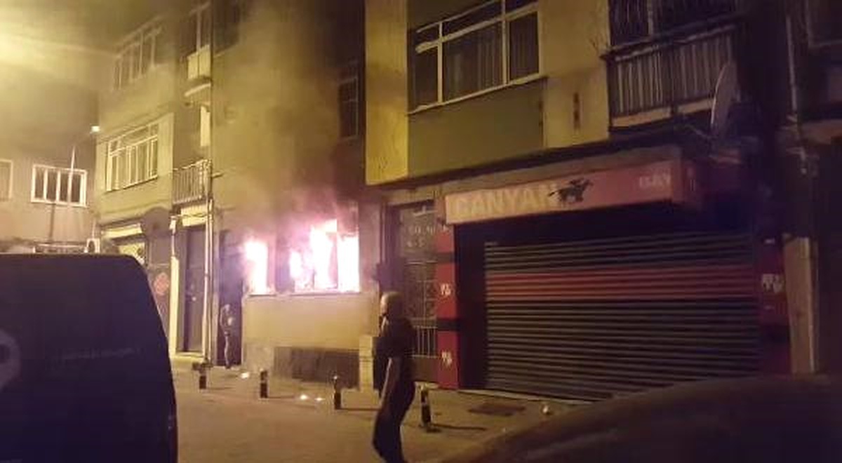 Bakırköy\'de Korkutan Yangın: 3 Yaralı(Geniş Haber)