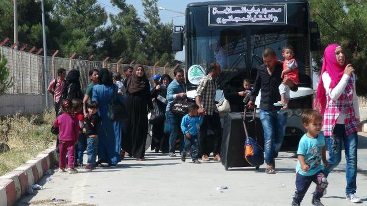 Bayramlaşmaya Giden Suriyeliler\'den Yarısı Döndü