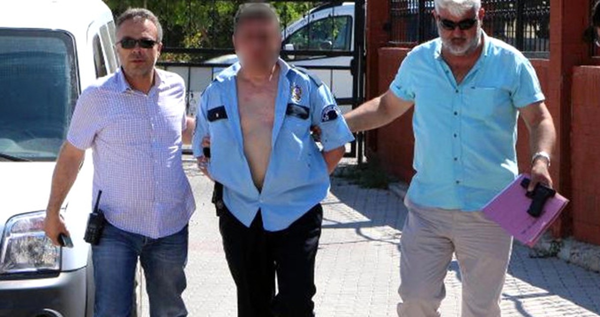 Boş Kağıt İmzalatmak İsteyen Sahte Polisi Vatandaşlar Linç Etti