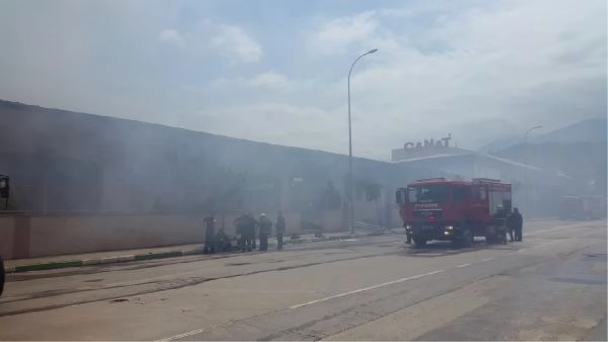 Bursa\'da Tekstil Fabrikasında Yangın (3)