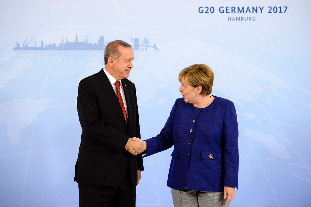 Cumhurbaşkanı Erdoğan, Merkel ile Görüştü