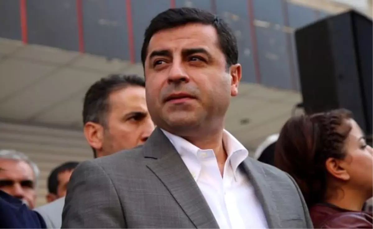 Demirtaş Kelepçe Takılmak İstendiği Gerekçesiyle Hakim Karşısına Çıkmadı