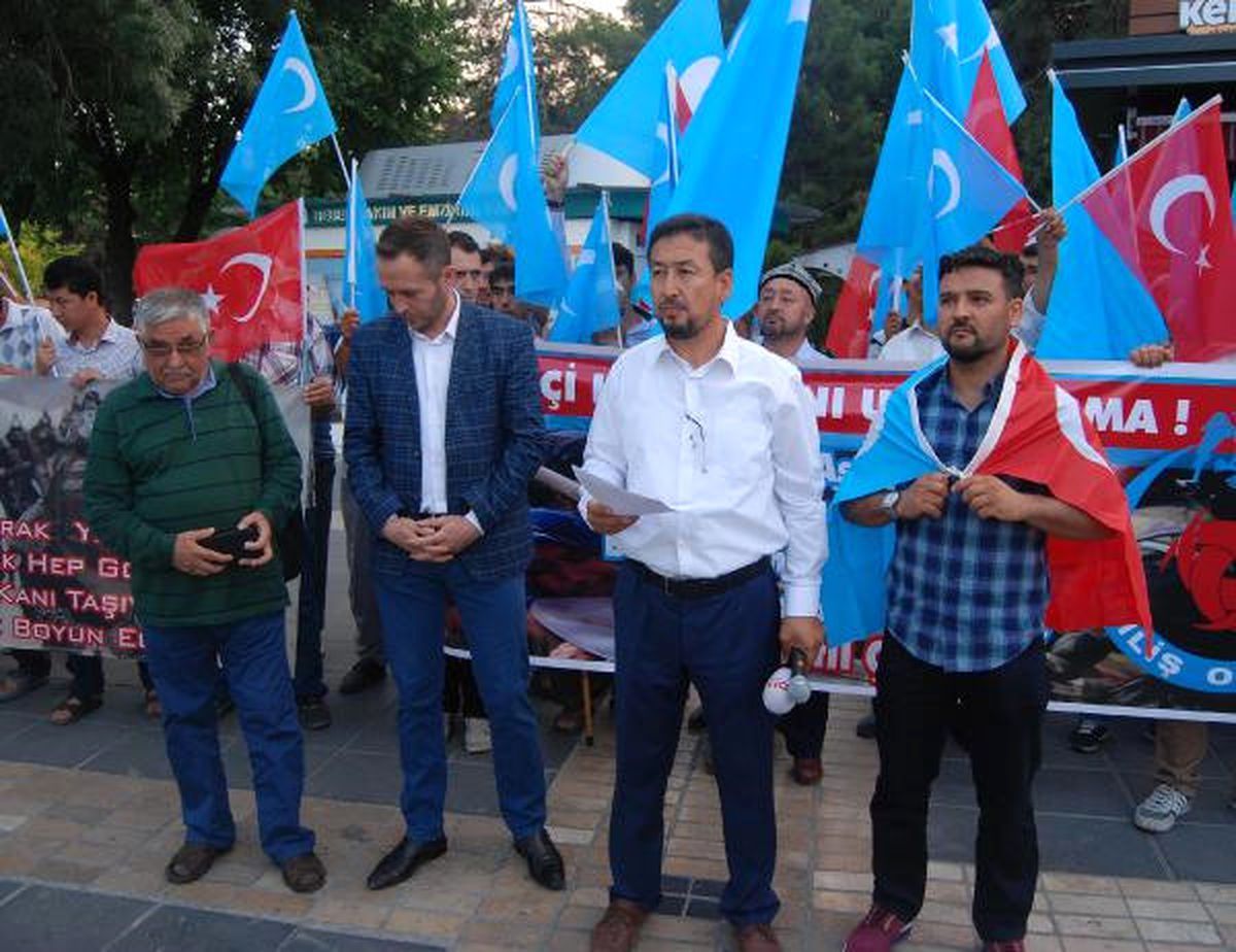 Doğu Türkistanlılar, Urumçi Katliamını Andı