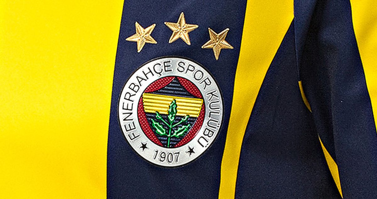 Fenerbahçe\'nin Yeni Sezon Formaları Tanıtıldı