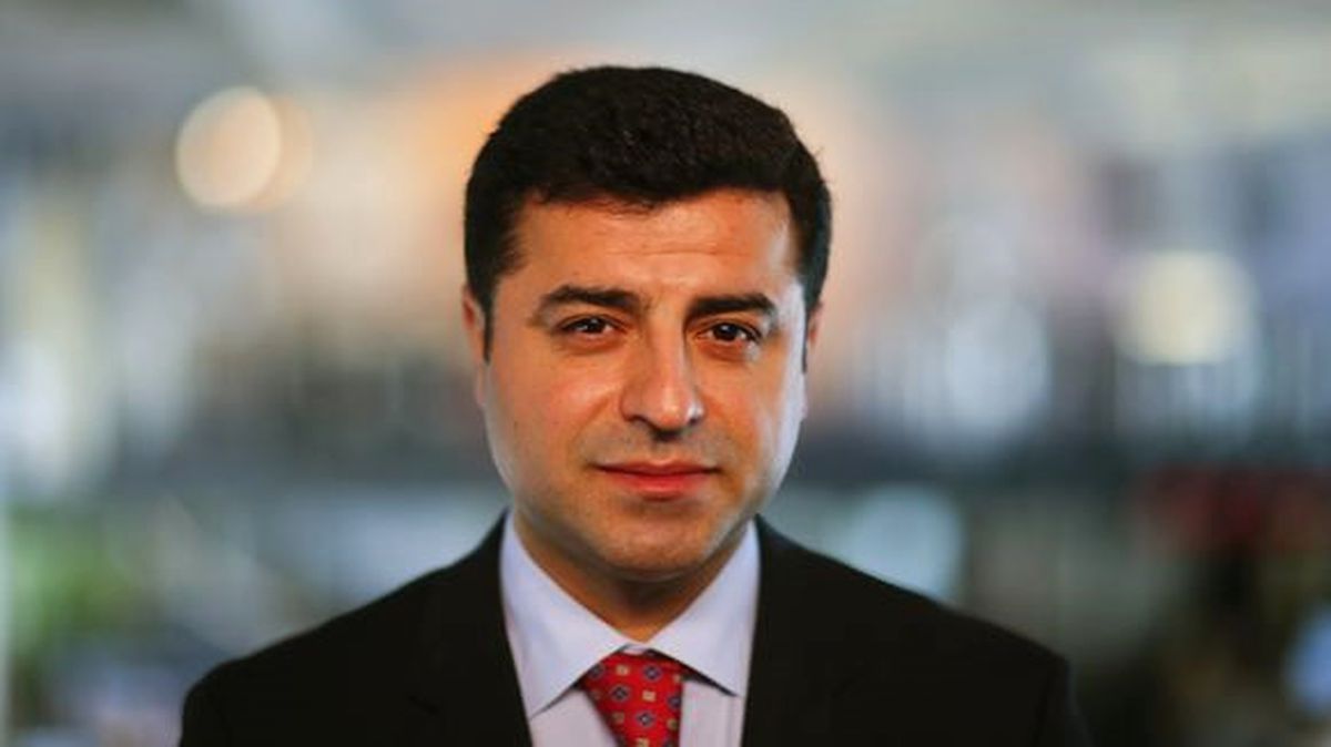 Hdp: Demirtaş Kelepçeyi Reddetttiği İçin Duruşmaya Getirilmedi (2)