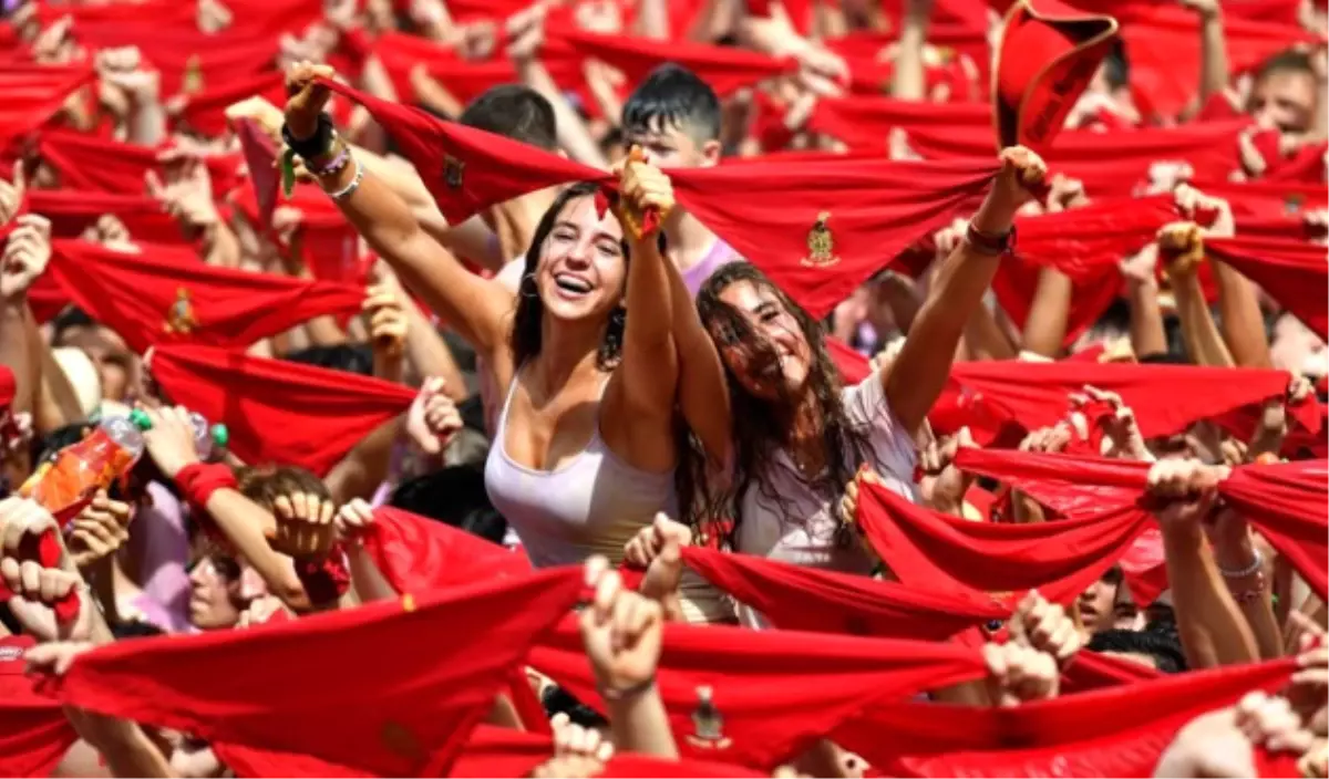 İspanya\'da San Fermin Festivali Başladı