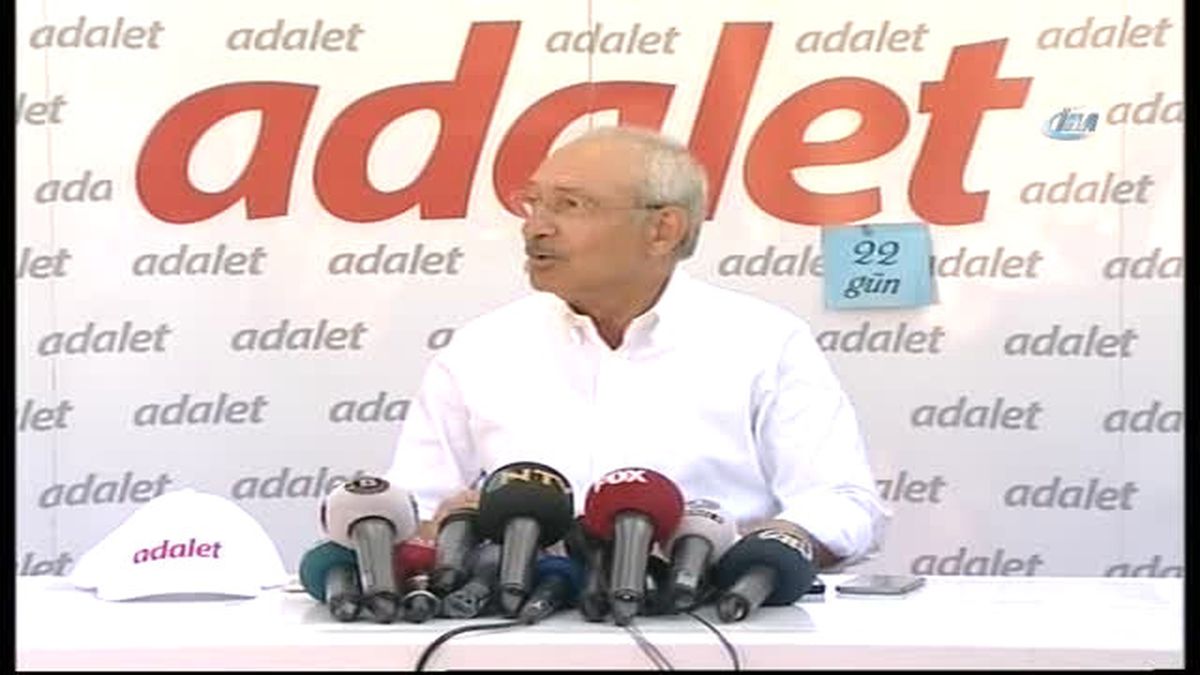 Kemal Kılıçdaroğlu: "Bizim Gibi Düşünmeyen İnsanları Alkışlayarak Yolumuza Devam Ediyoruz"