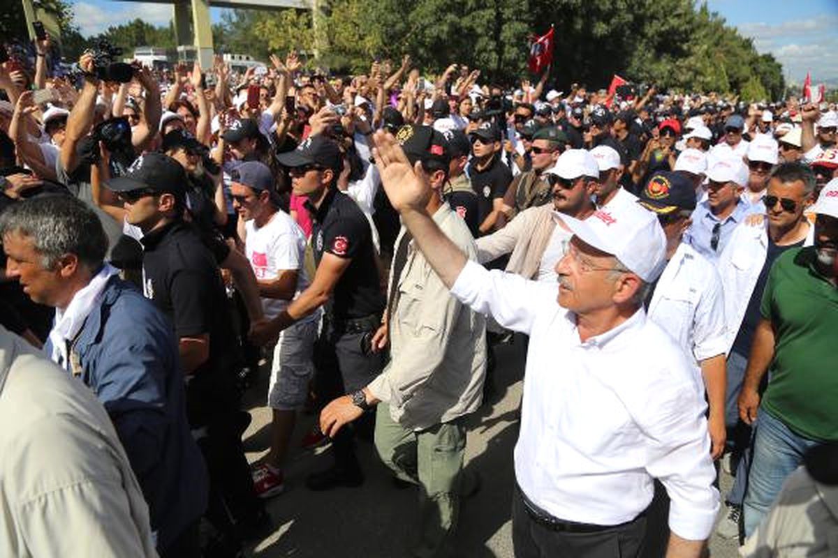 Kılıçdaroğlu: En Barışçıl Eylemimiz Bazı Çevrelerde Ciddi Kaygılar Yaratıyor (4)