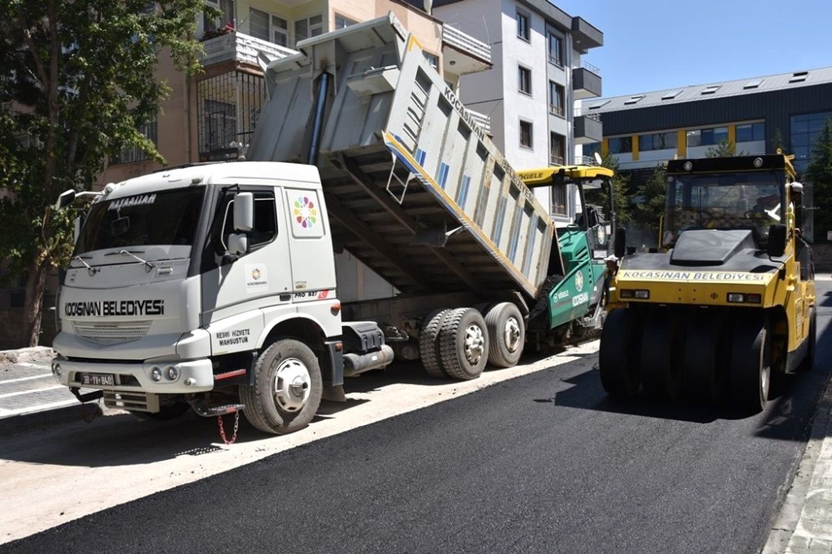 Kocasinan\'da Yol Çalışmaları
