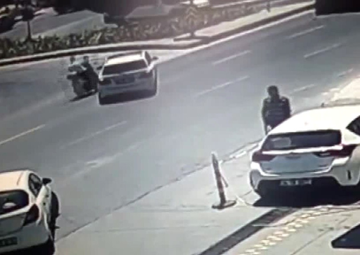 İstanbul\'da Feci Motosiklet Kazası Kamerada