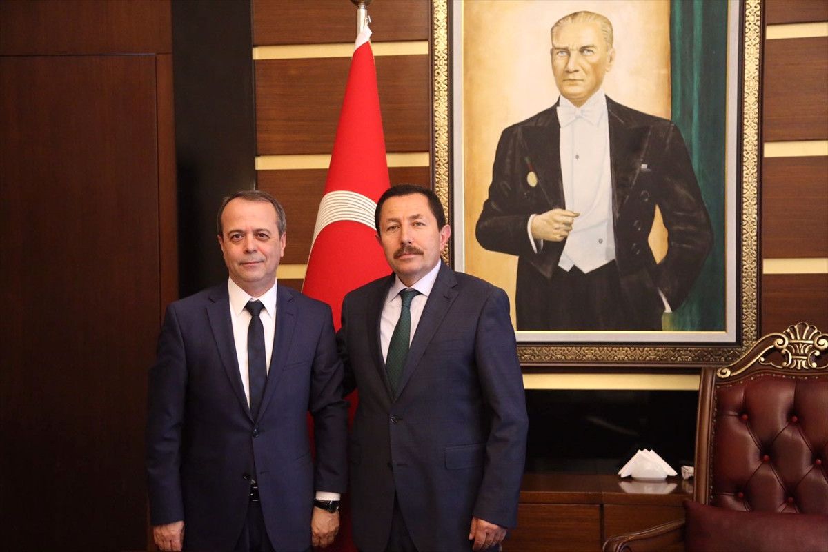 Sakarya Valisi Balkanlıoğlu\'na Ziyaret
