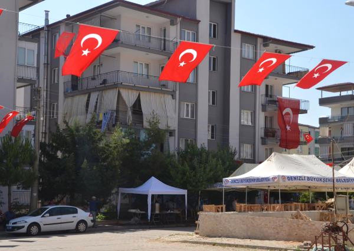 Şehit Uzman Çavuşun Acı Haberi Verildi (2)