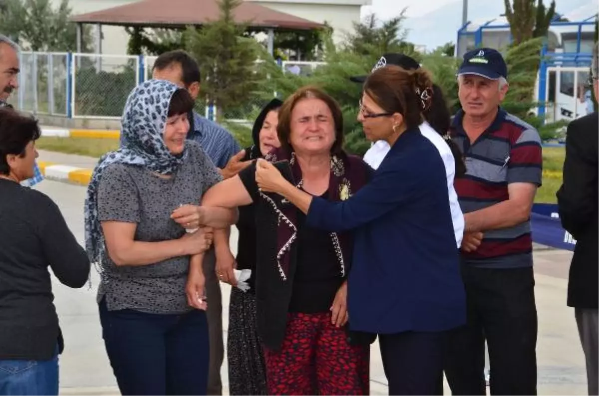 Şehit Uzman Çavuşun Acı Haberi Verildi (2)