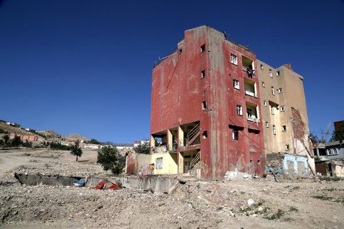 Şırnaklılar \'Şırnak İl Kalsın\' Kampanyası Başlattı