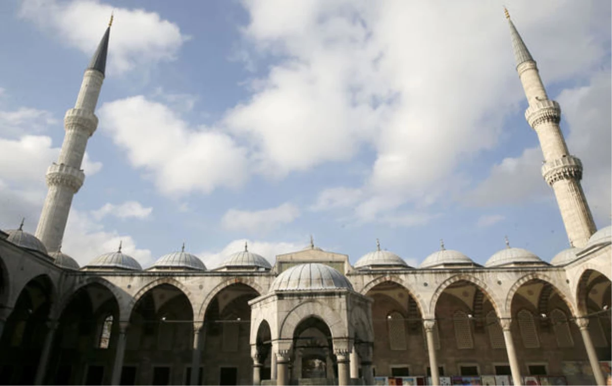 Sultanahmet Camii\'nde En Kapsamlı Restorasyonu Başlıyor