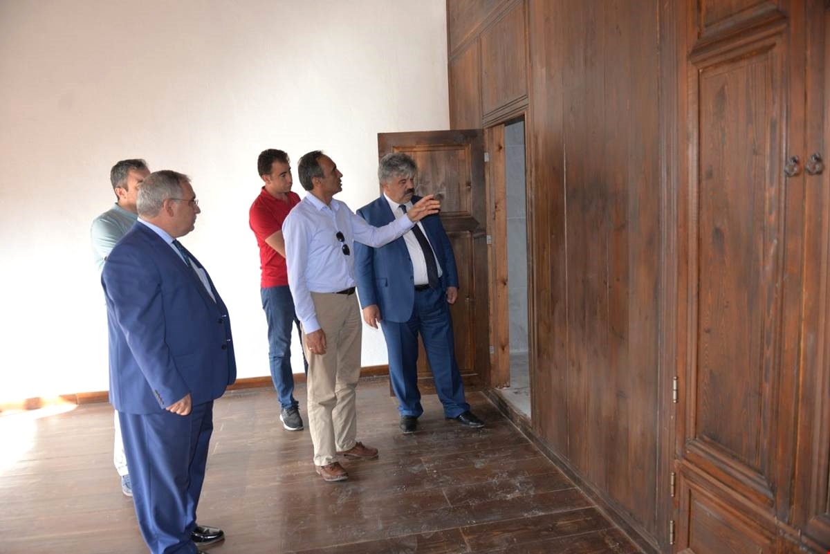 Tarihi Konaklardaki Restorasyon Çalışmaları