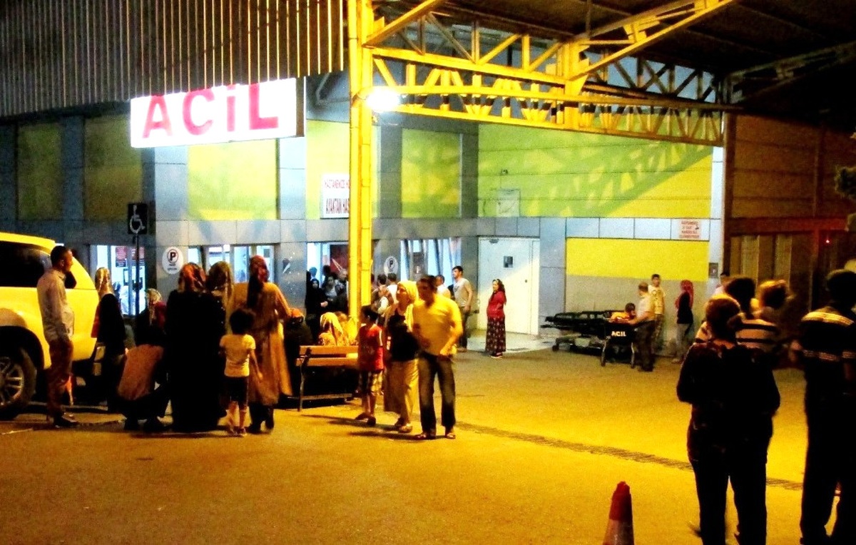 Tartıştığı Babasına Tabancayla Ateş Etti