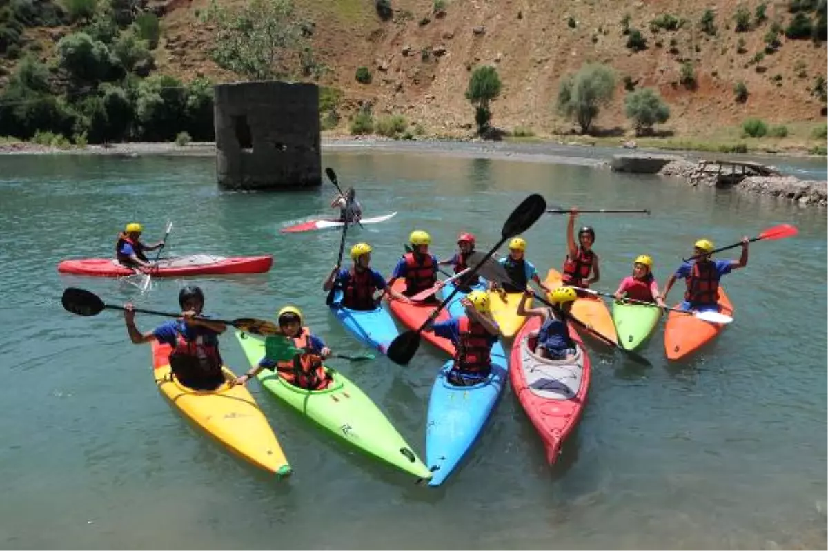 Tunceli Munzur\'da Kano Eğitim Kampı