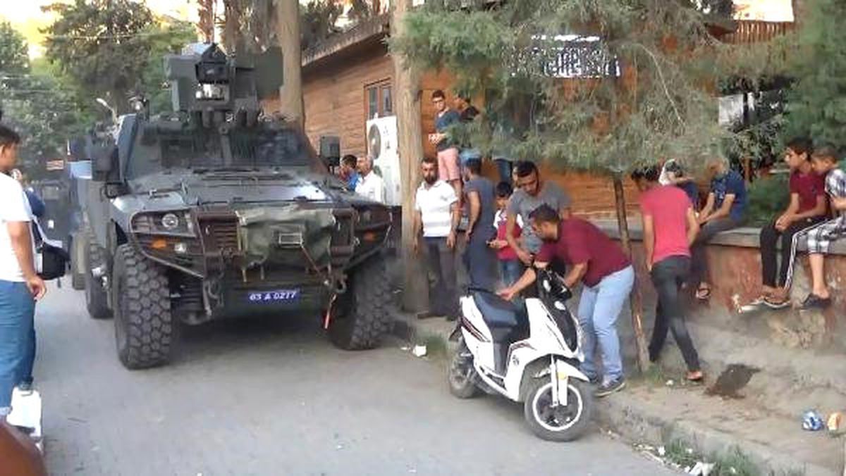 Yeğenini Bıçaklayıp Öldürdü