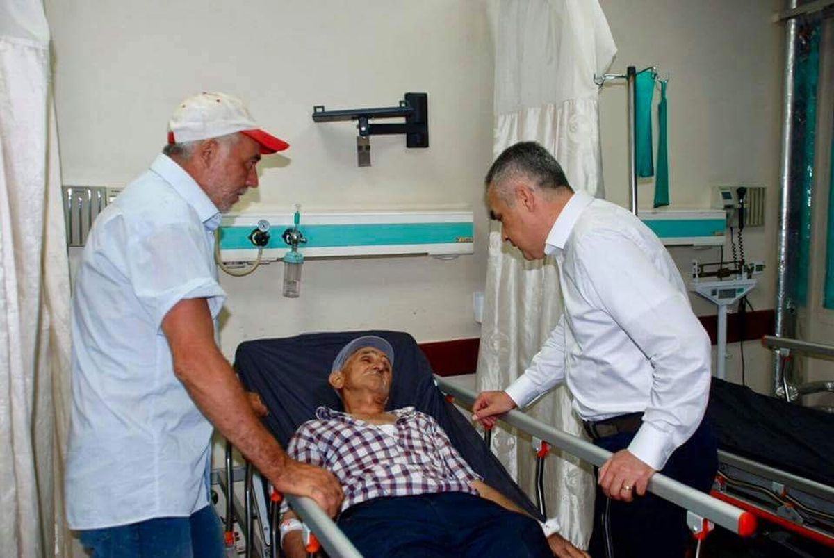AK Parti\'li Mustafa Savaş Acil Serviste