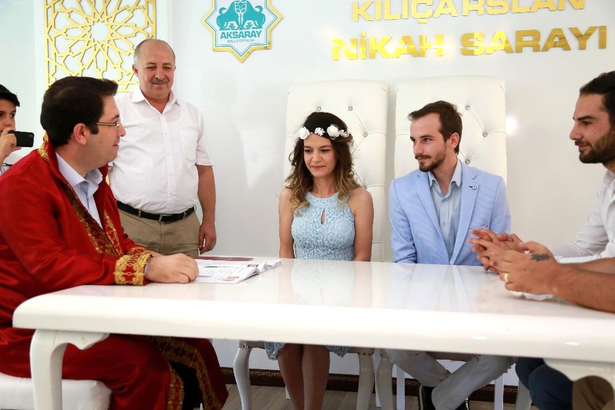 Aksaray\'da Rekor Evlilik