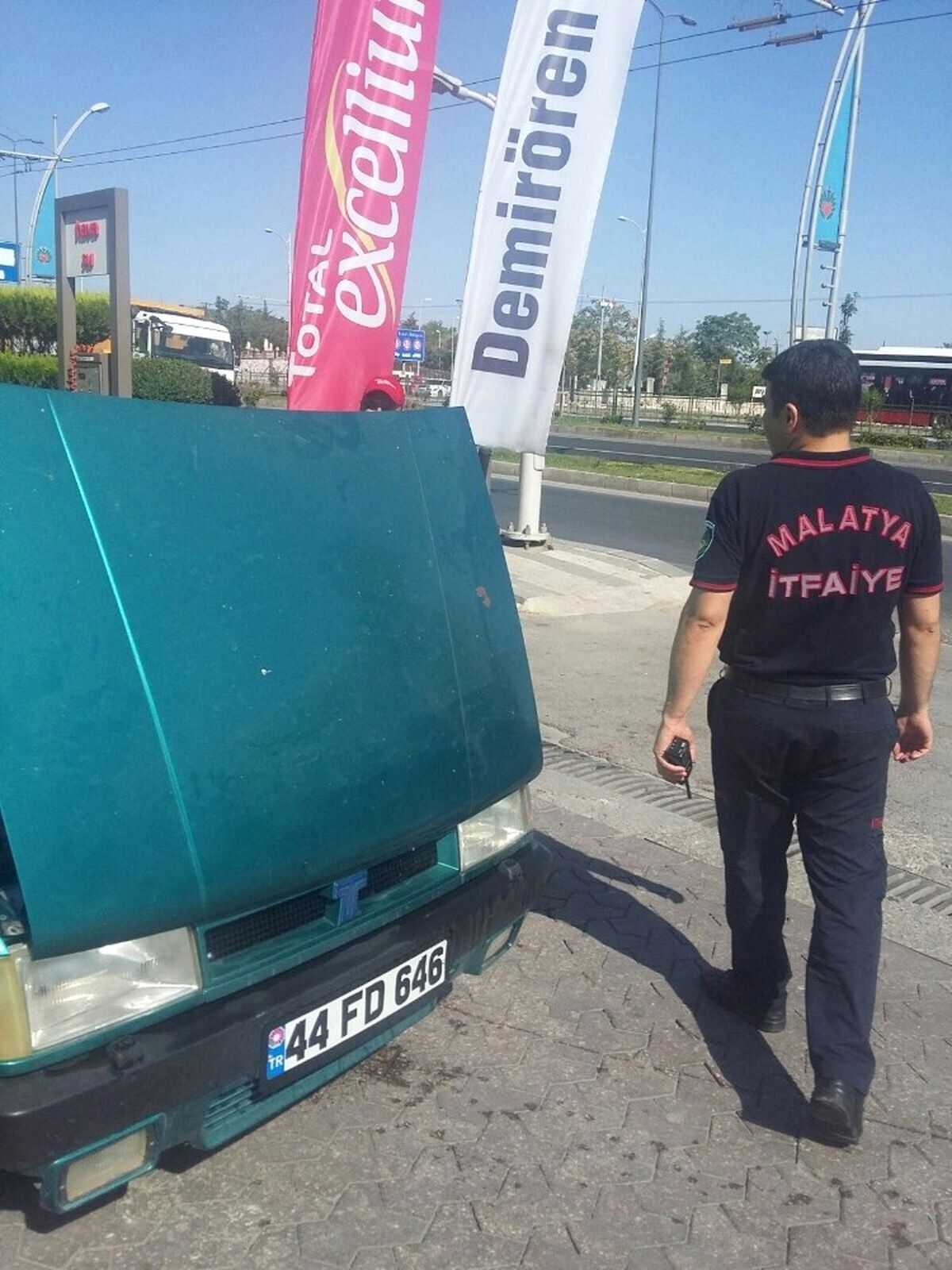 Araç Yangını Korkuttu