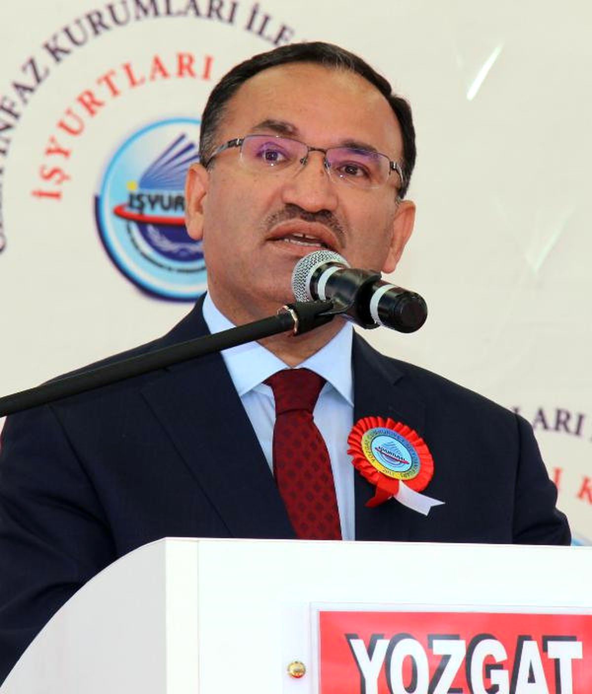 Bakan Bozdağ: 15 Temmuz Sürecinde 50 Bin 504 Kişi Tutuklandı