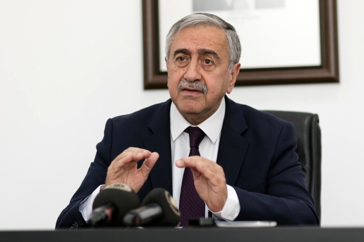 Bizim Istikrarlı ve Inatçı Çabalarımız Olmasaydı..."