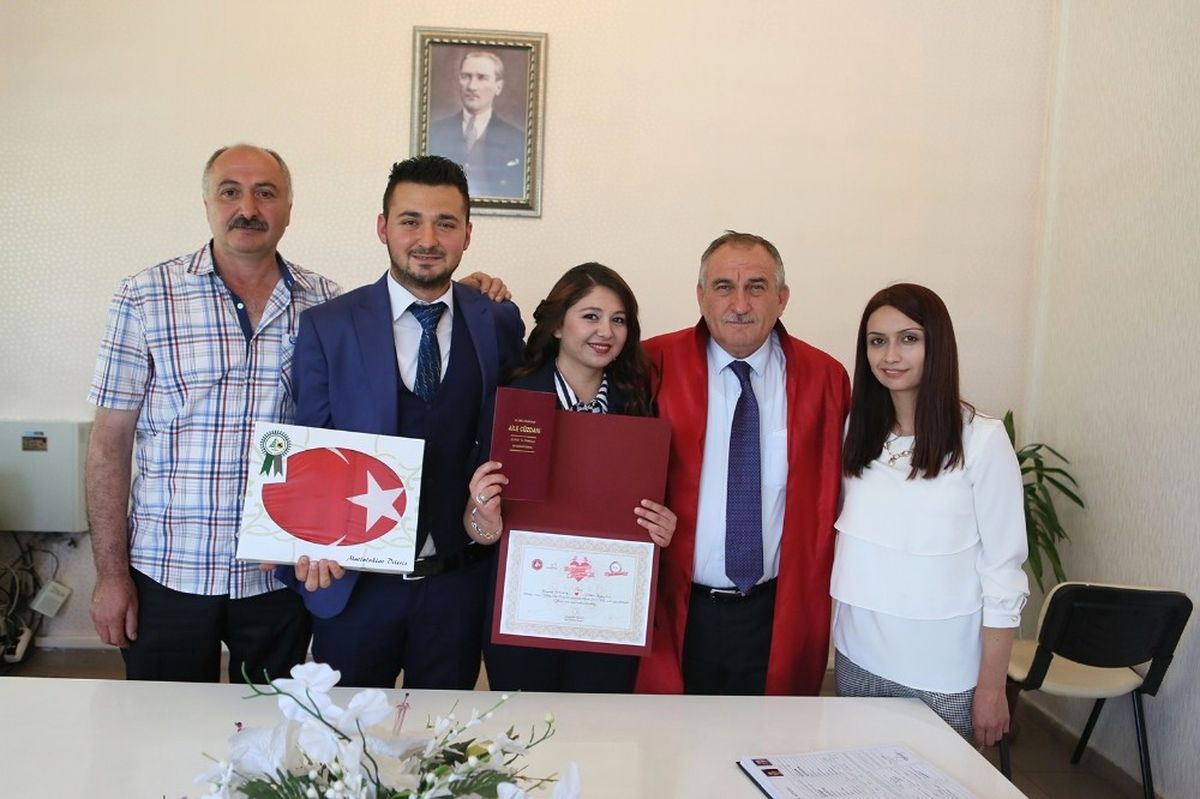 Bolu\'da 44 Çift Özel Günde Evlendi
