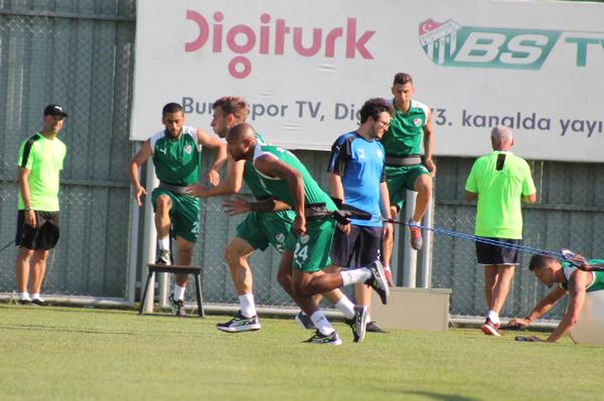 Bursaspor\'da Tempo Düşmüyor