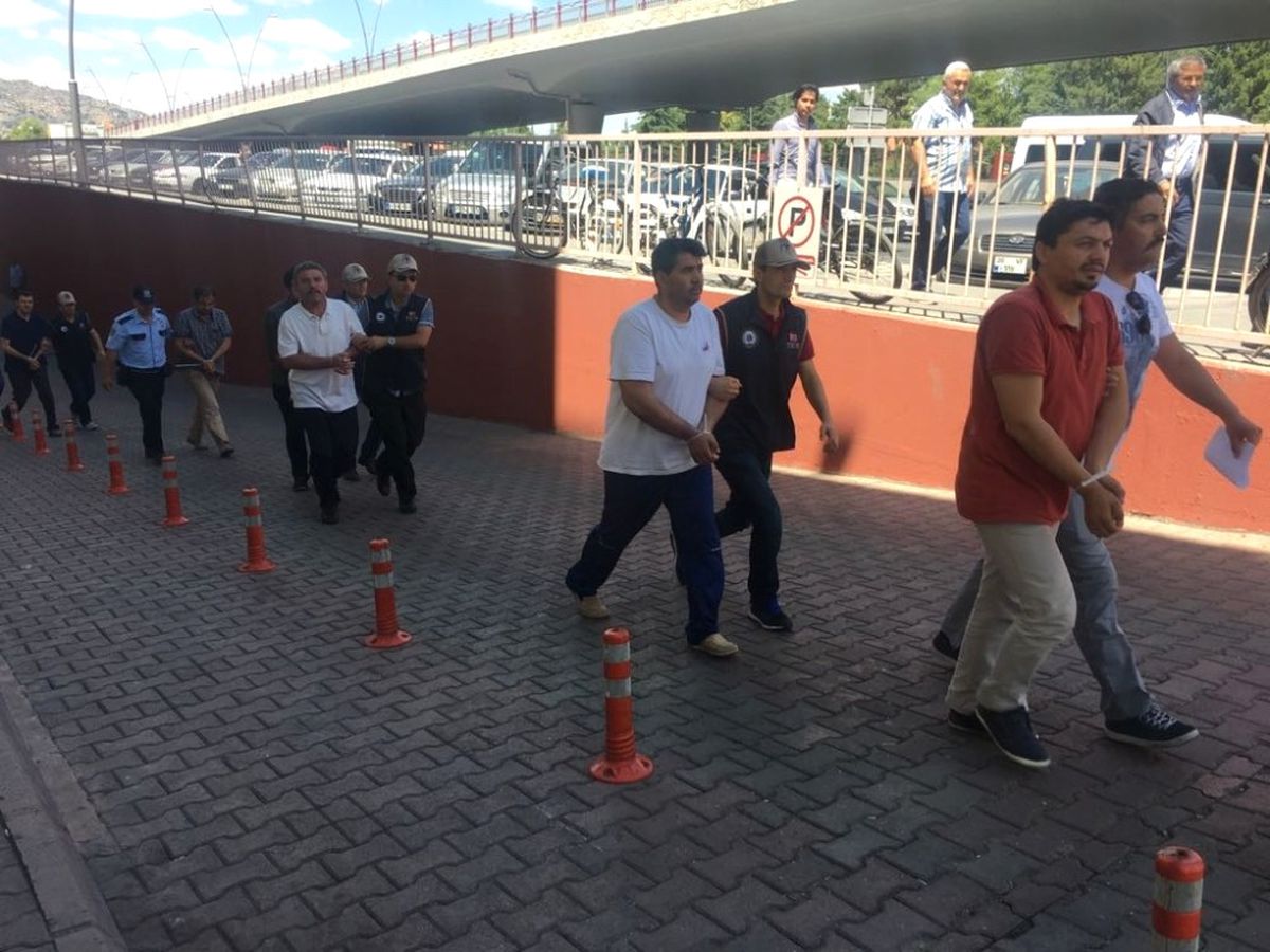 Bylock Şüphelisi 16 Kişi Daha Adliyeye Sevk Edildi