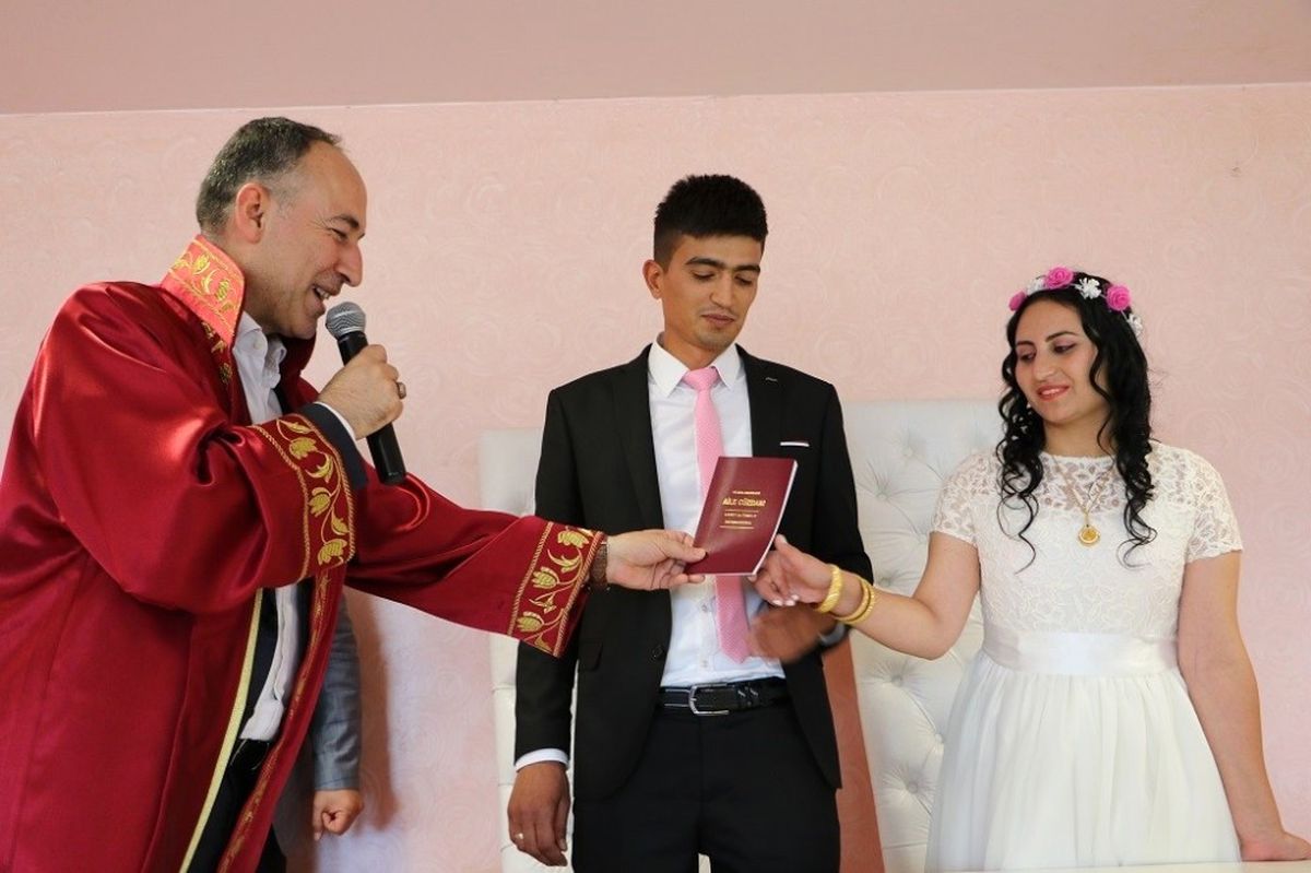 Çiftler 7\'inci Ayın 7\'sini Kaçırmadı