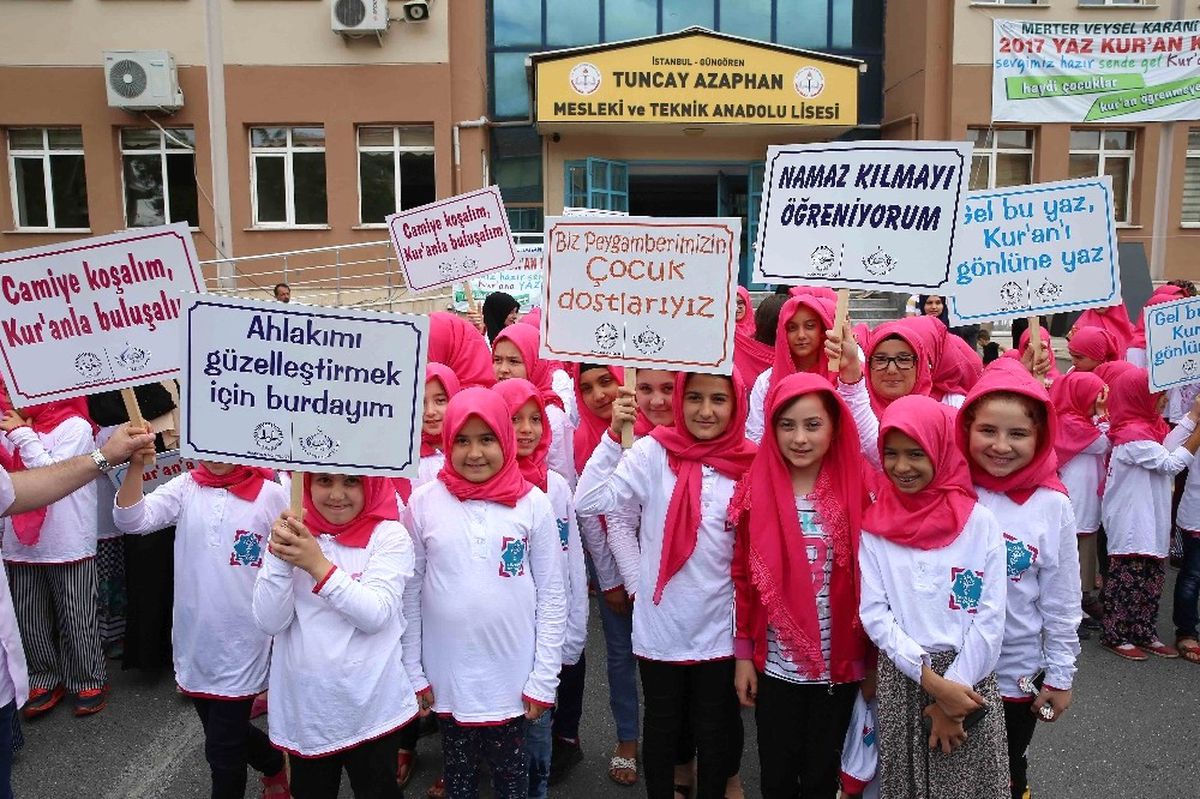 Güngören\'de Yaz Kur\'an Okulu Açıldı