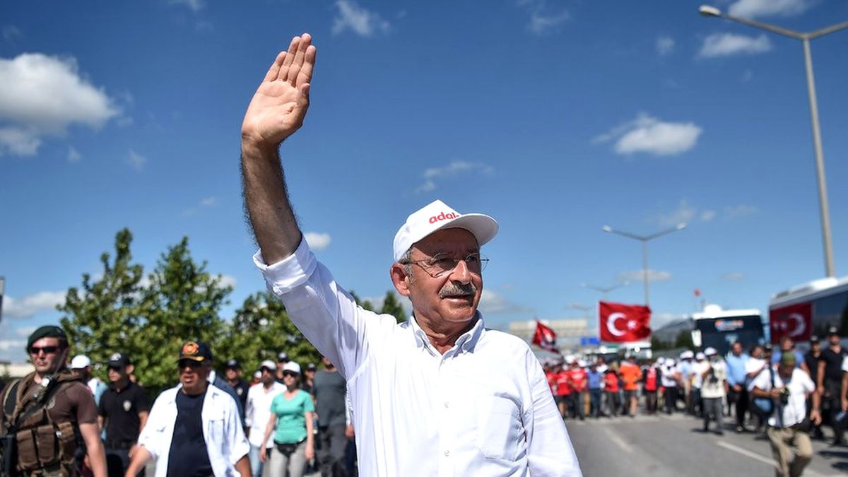 Kılıçdaroğlu Guardian\'a Yazdı: Otoriter Rejimin Demokrasi Örtüsünü Kaldırmak İçin Yürüyoruz